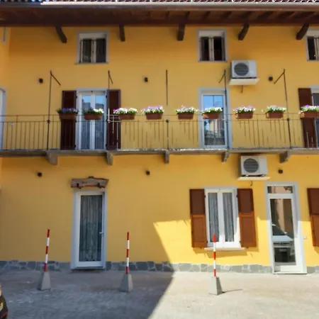 Ca De Mez Apartment Luino